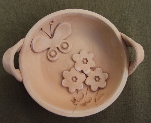 Farfurie ceramica cu manere model cu flori si fluture
